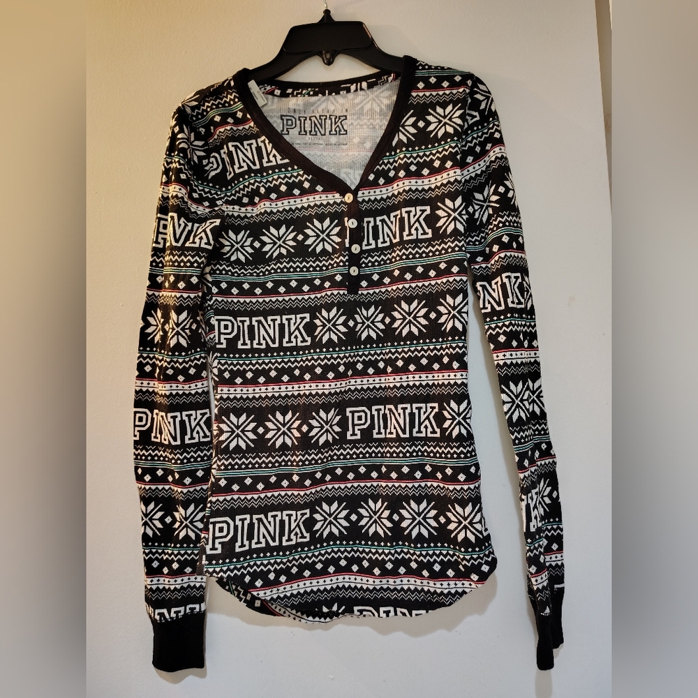 PINK Victoria's Secret Black and White Pajama Top
